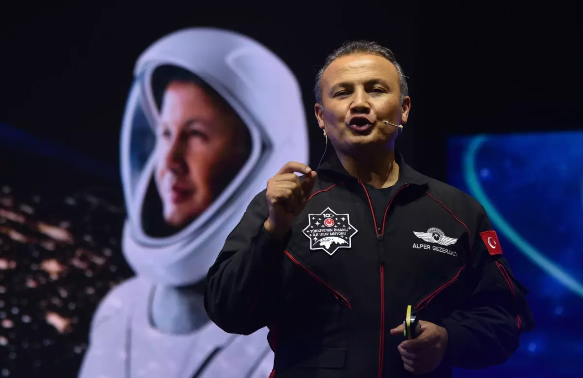 Alper Gezeravcı’dan Ay Projesi Hakkında Bilgilendirme