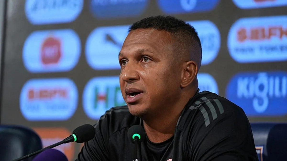 Antalyaspor Yardımcı Antrenörü Mehmet Aurelio: Başakşehir kalitesini kullanarak skoru değiştirdi